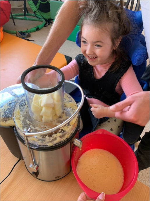 Dziecko uczestniczące w badaniach KIF1A